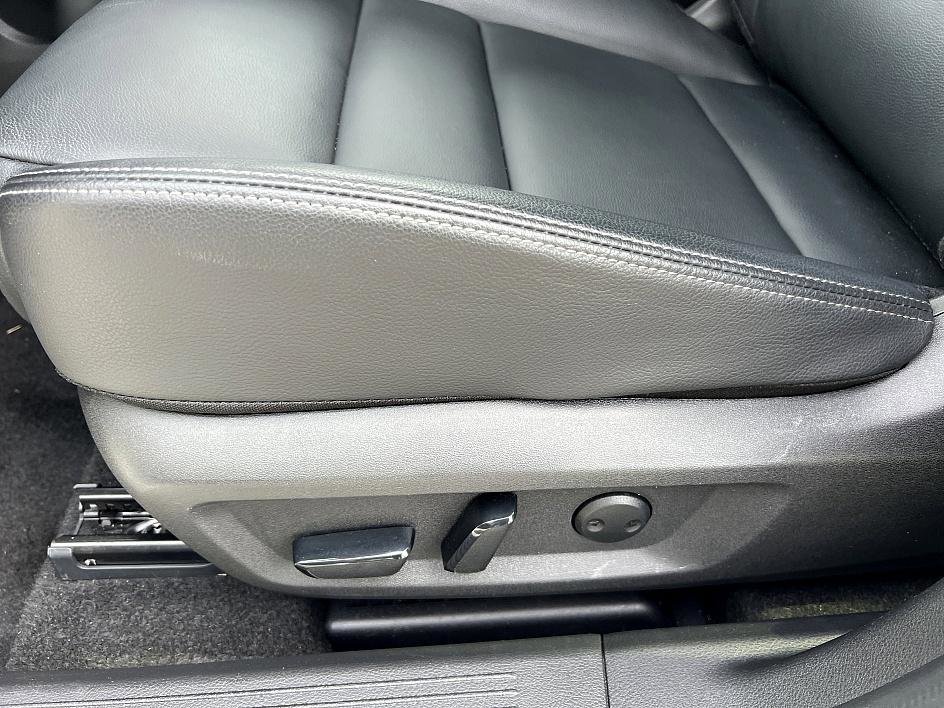2023 Nissan Rogue SL photo 19