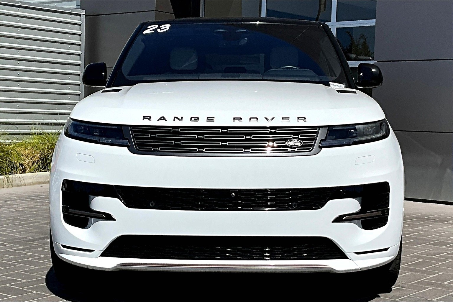 2023 Land Rover Range Rover Sport SE photo 2