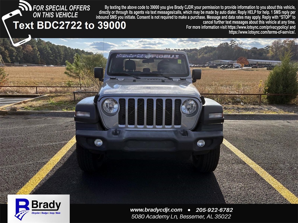 2020 Jeep Gladiator Sport photo 2