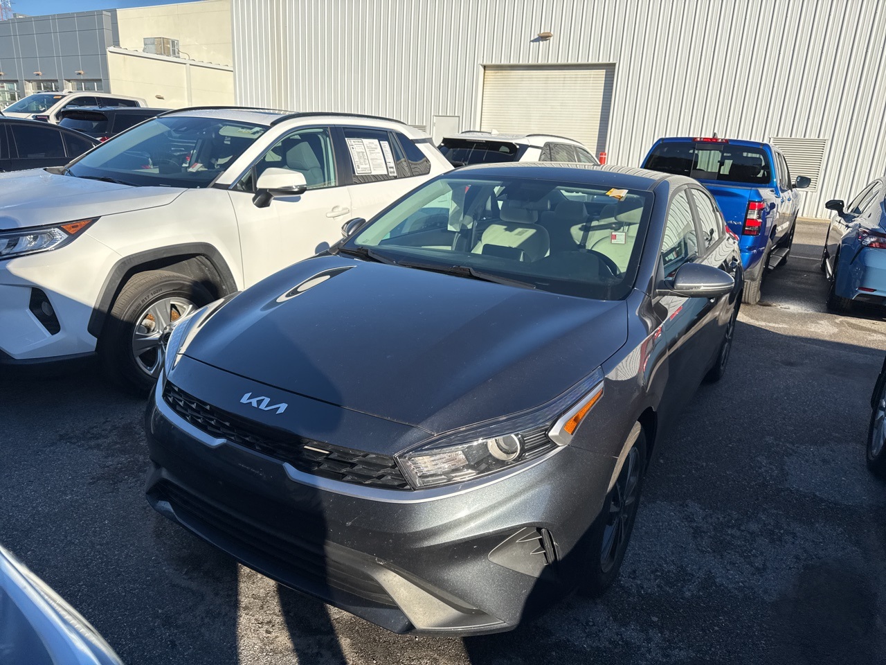 2023 Kia Forte LXS's photo