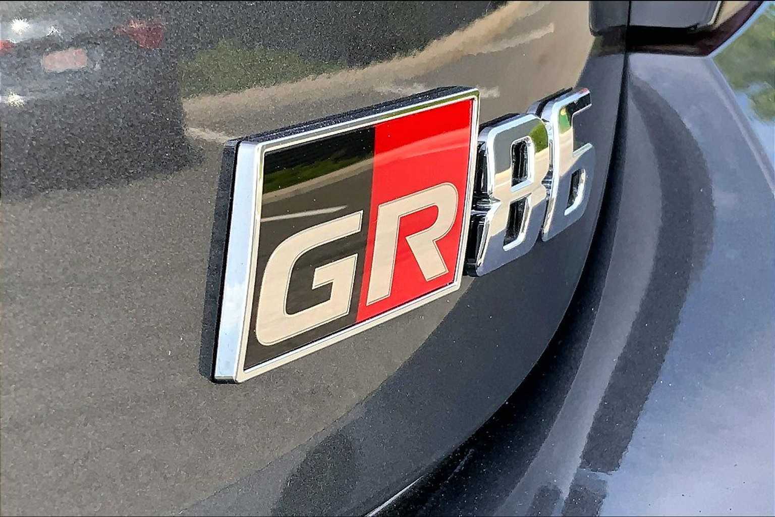 2025 Toyota GR86 photo 14