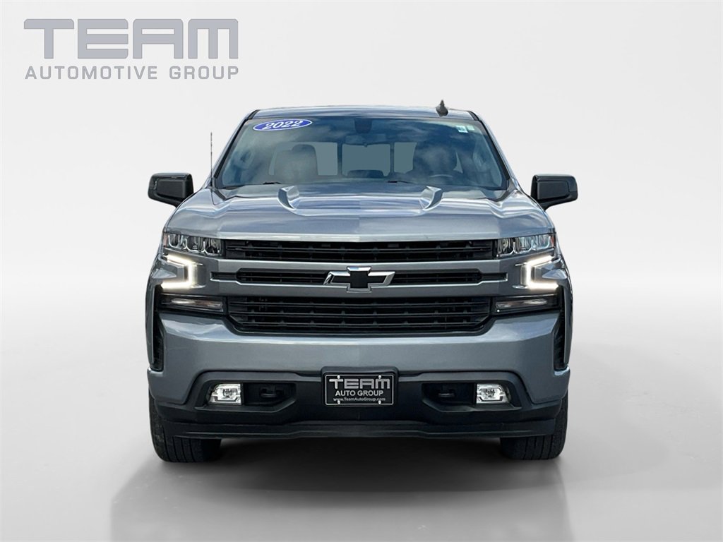 2022 Chevrolet Silverado 1500 RST photo 2