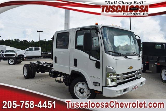 New 2025 Chevrolet Low Cab Forward 5500 XG's photo