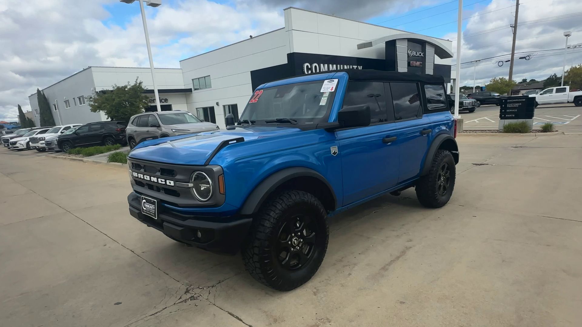 2022 Ford Bronco Big Bend photo 3