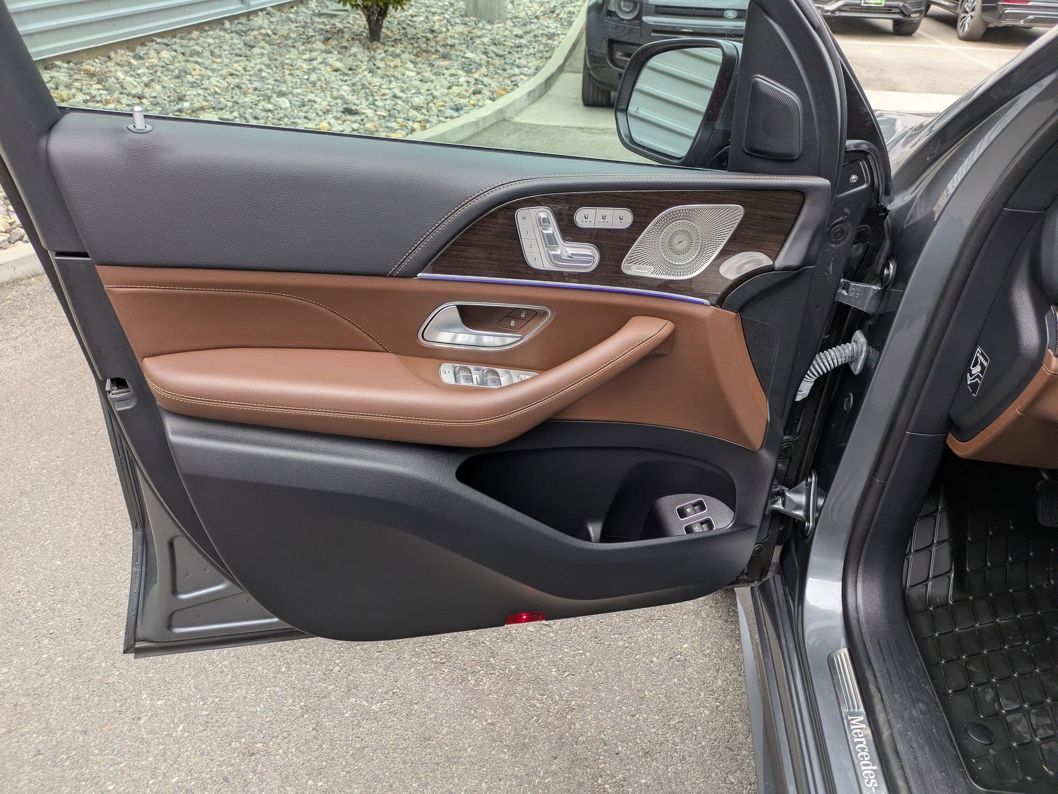 2024 Mercedes Benz GLE 4MATIC photo 12