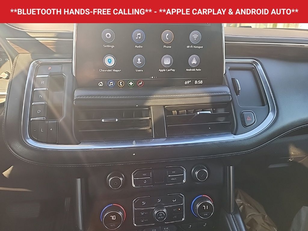 2021 Chevrolet Suburban LT photo 4