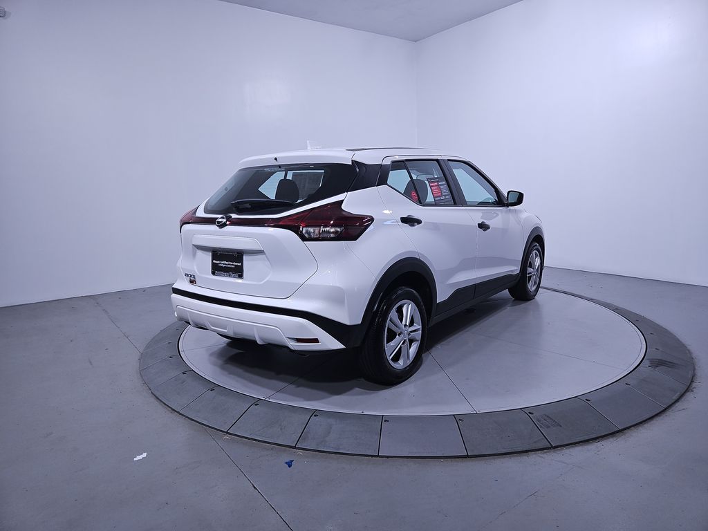 2024 Nissan Kicks S photo 5