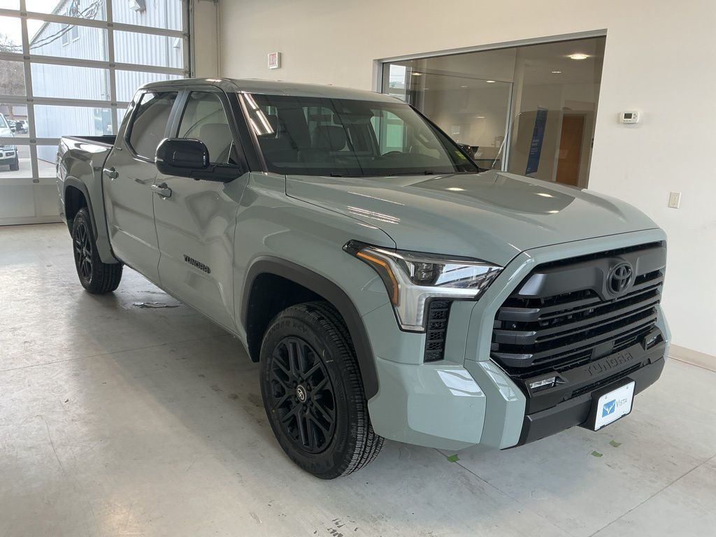 2026 Toyota Tundra Limited's photo