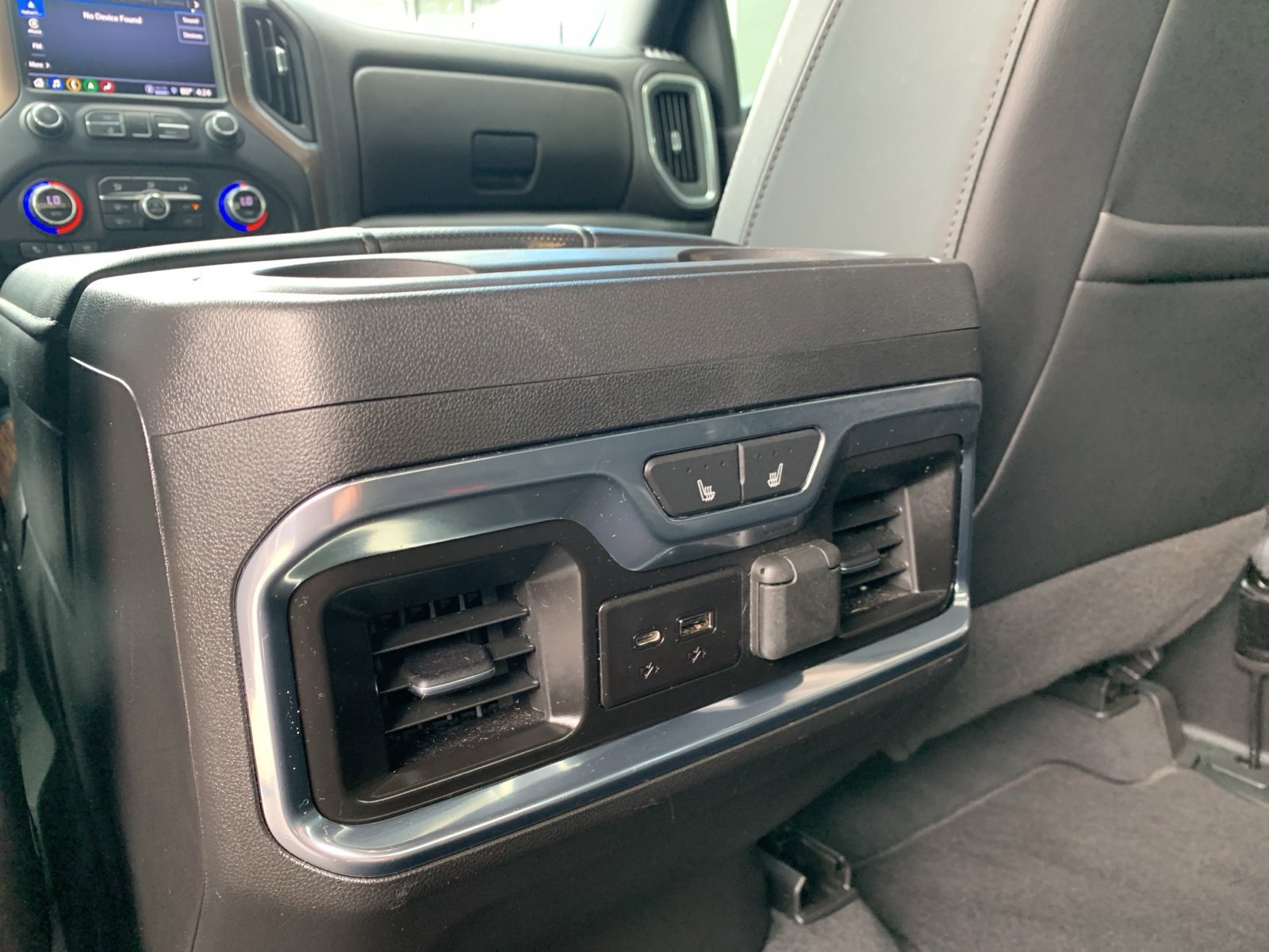 2023 Chevrolet Silverado 2500HD High Country photo 16
