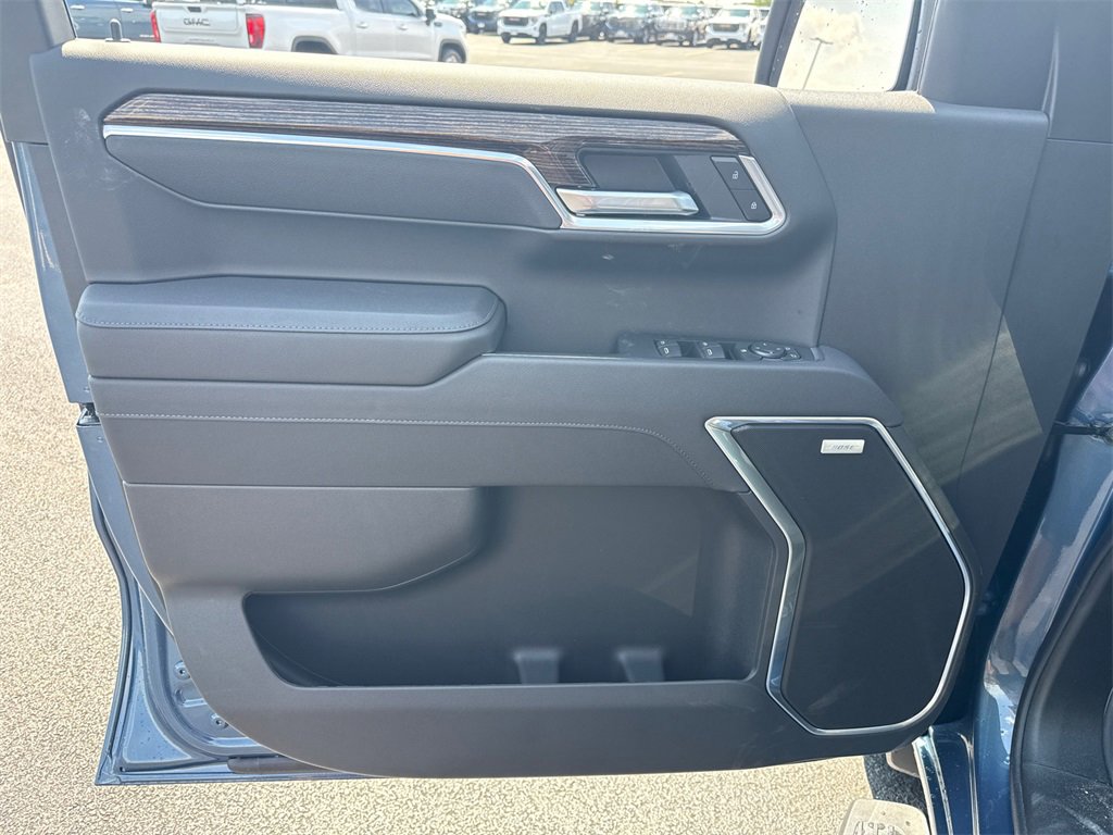 2026 GMC SIERRA - Image 13