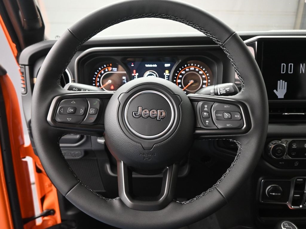 2025 Jeep Gladiator Sport photo 23