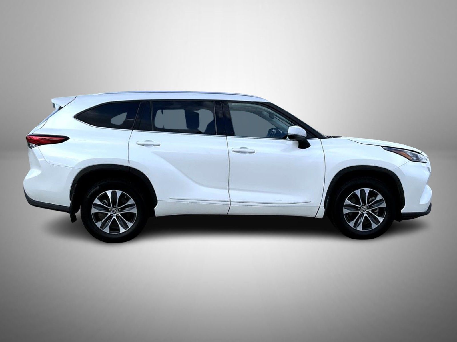 2020 Toyota Highlander XLE photo 4