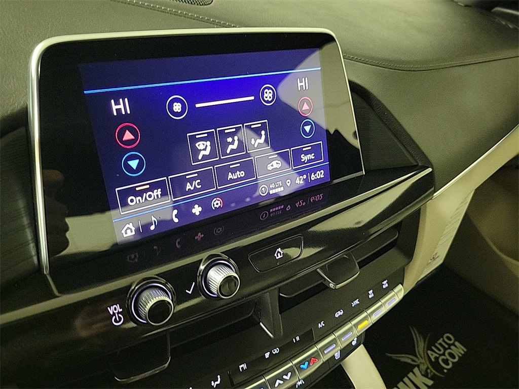 2024 CADILLAC CT4 - Image 17