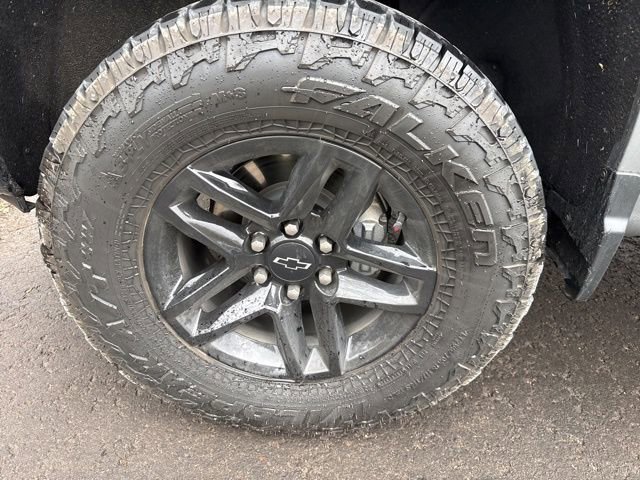 2024 Chevrolet Silverado 1500 Custom Trail Boss photo 3