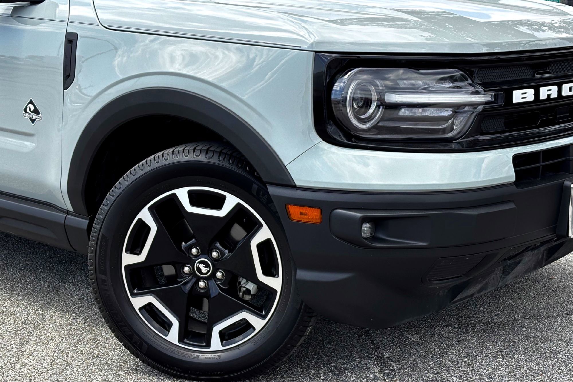 2022 Ford Bronco Sport Outer Banks photo 3
