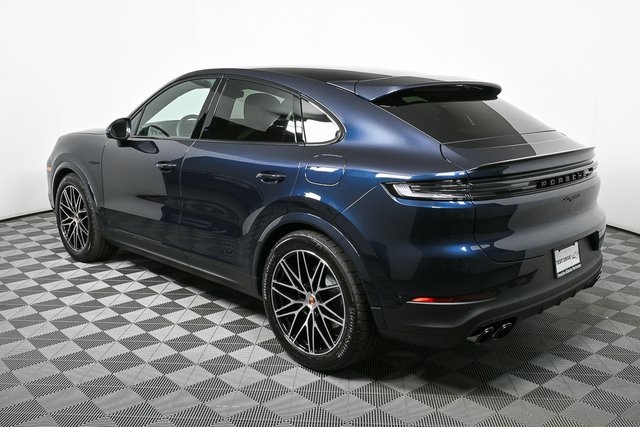 2026 Porsche Cayenne E-Hybrid Coupe photo 3