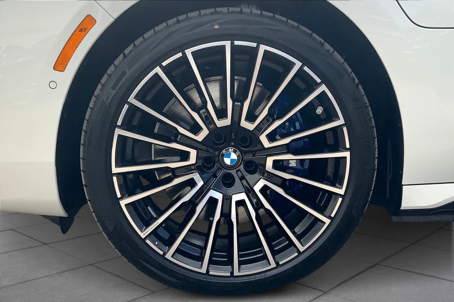 2025 Bmw 750e 750e xDrive photo 11