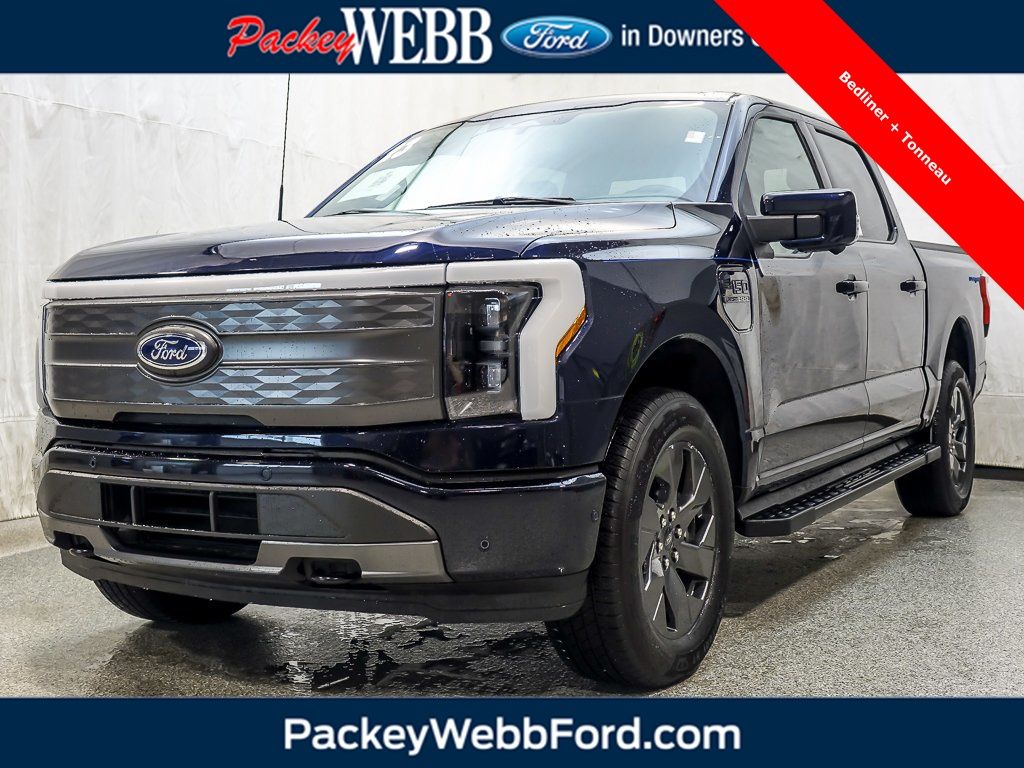 2023 Ford F-150 Lightning Lariat