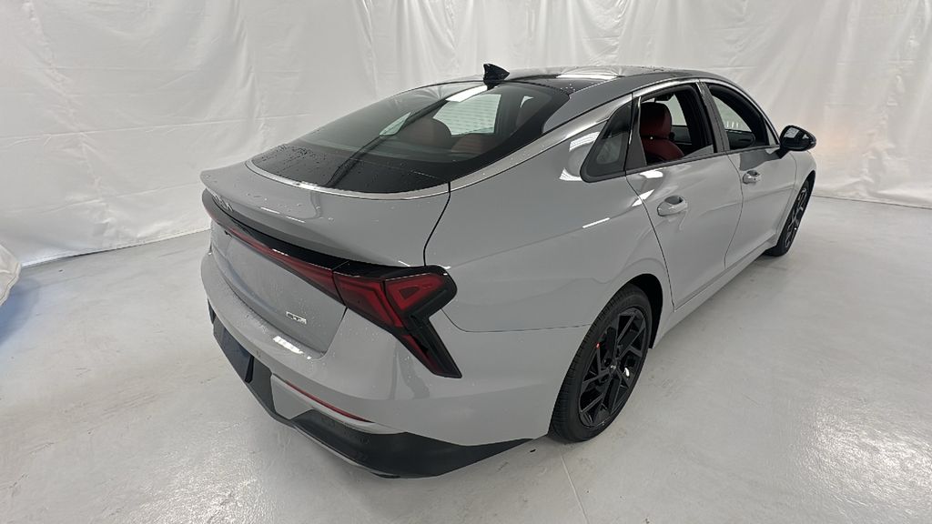 2026 Kia K5 GT-Line photo 3