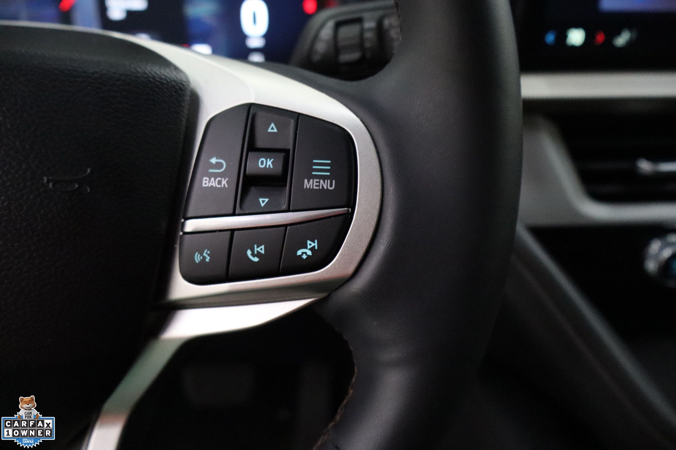2025 Ford Explorer photo 18