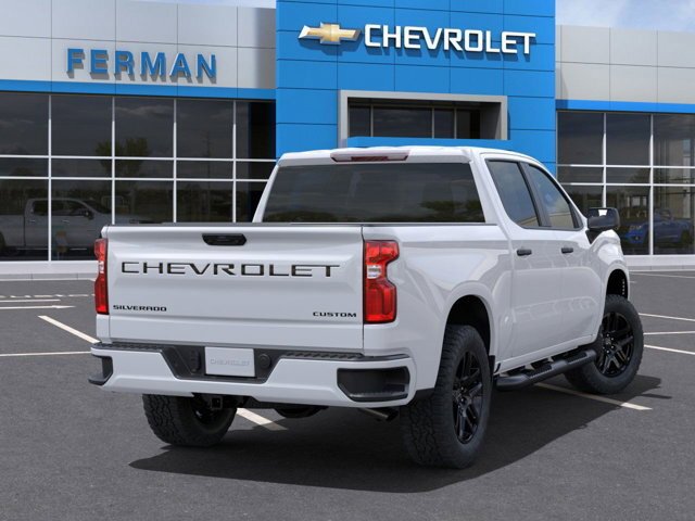 2024 Chevrolet Silverado 1500 Custom photo 4