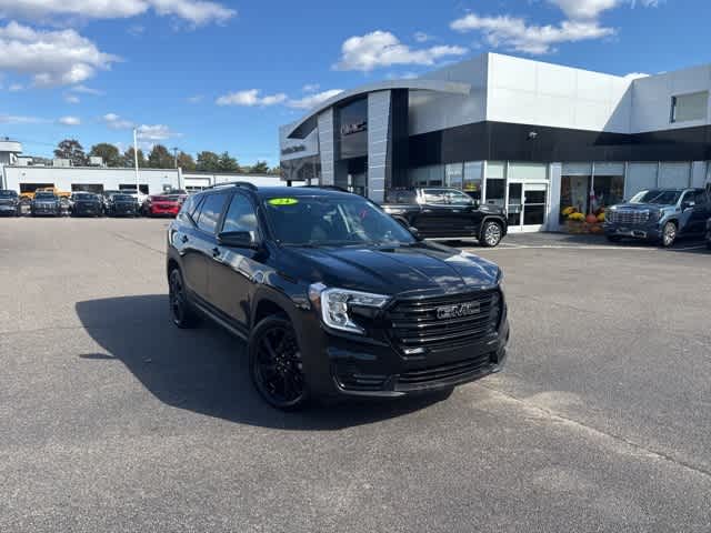 2024 GMC Terrain SLE's photo