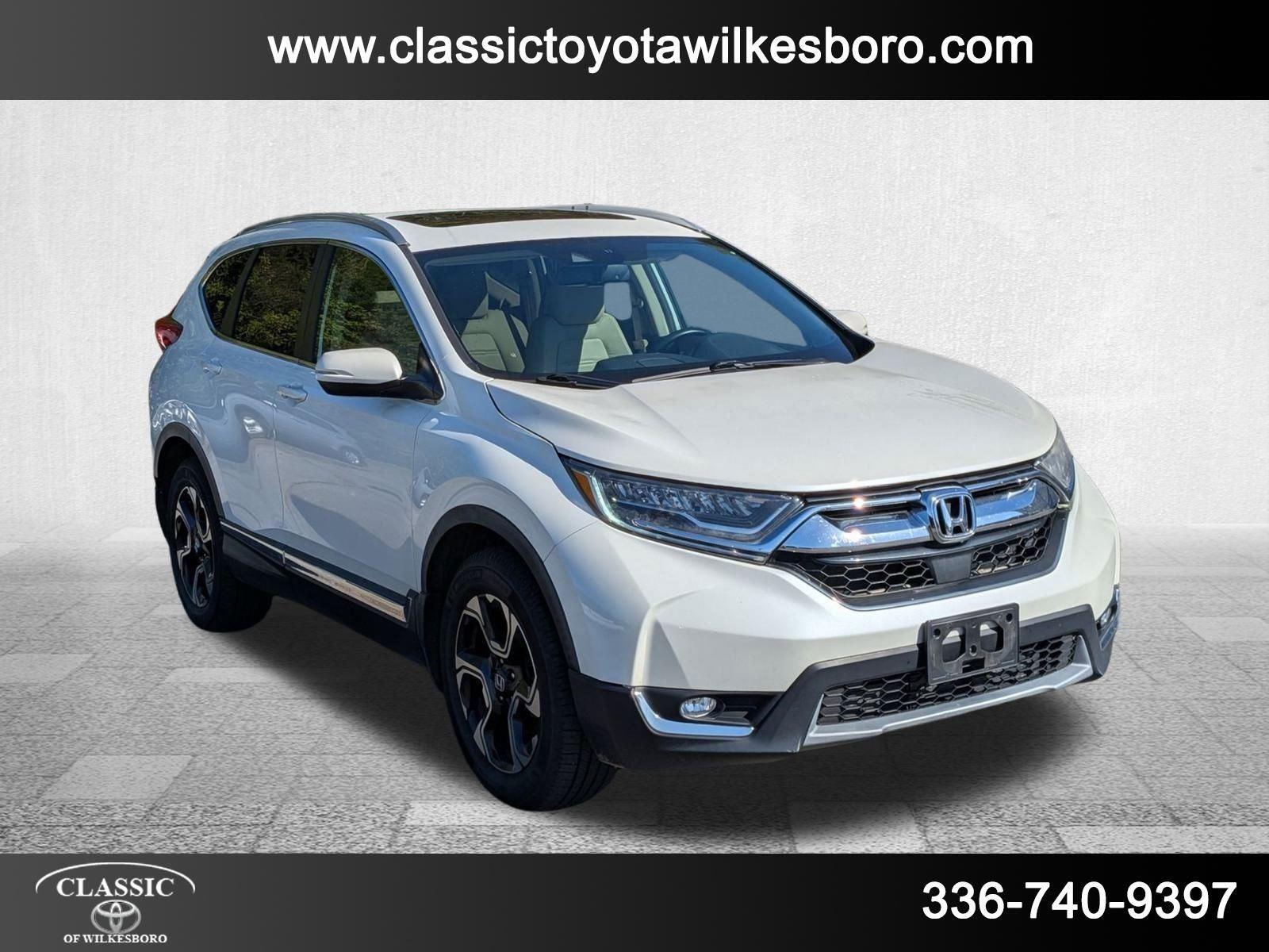 2018 Honda CR-V Touring photo 3
