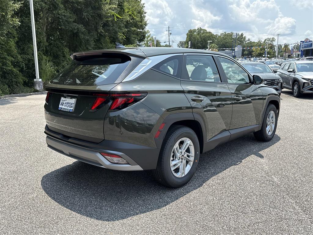 2025 Hyundai Tucson SE photo 2