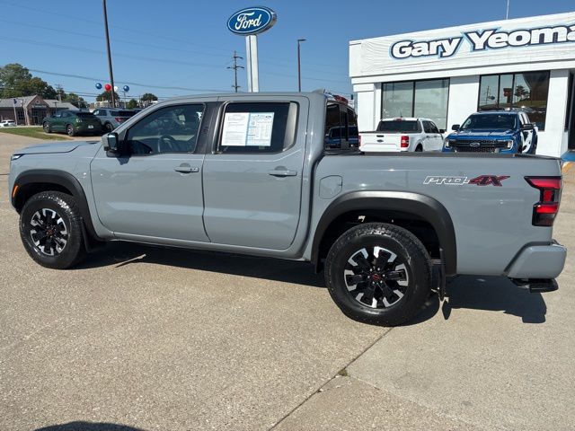 2022 Nissan Frontier PRO-4X photo 3