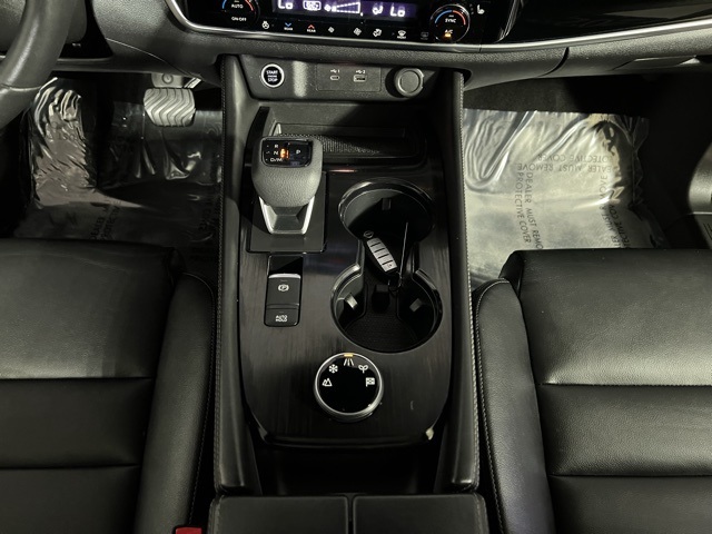 2022 Nissan Rogue SL photo 11
