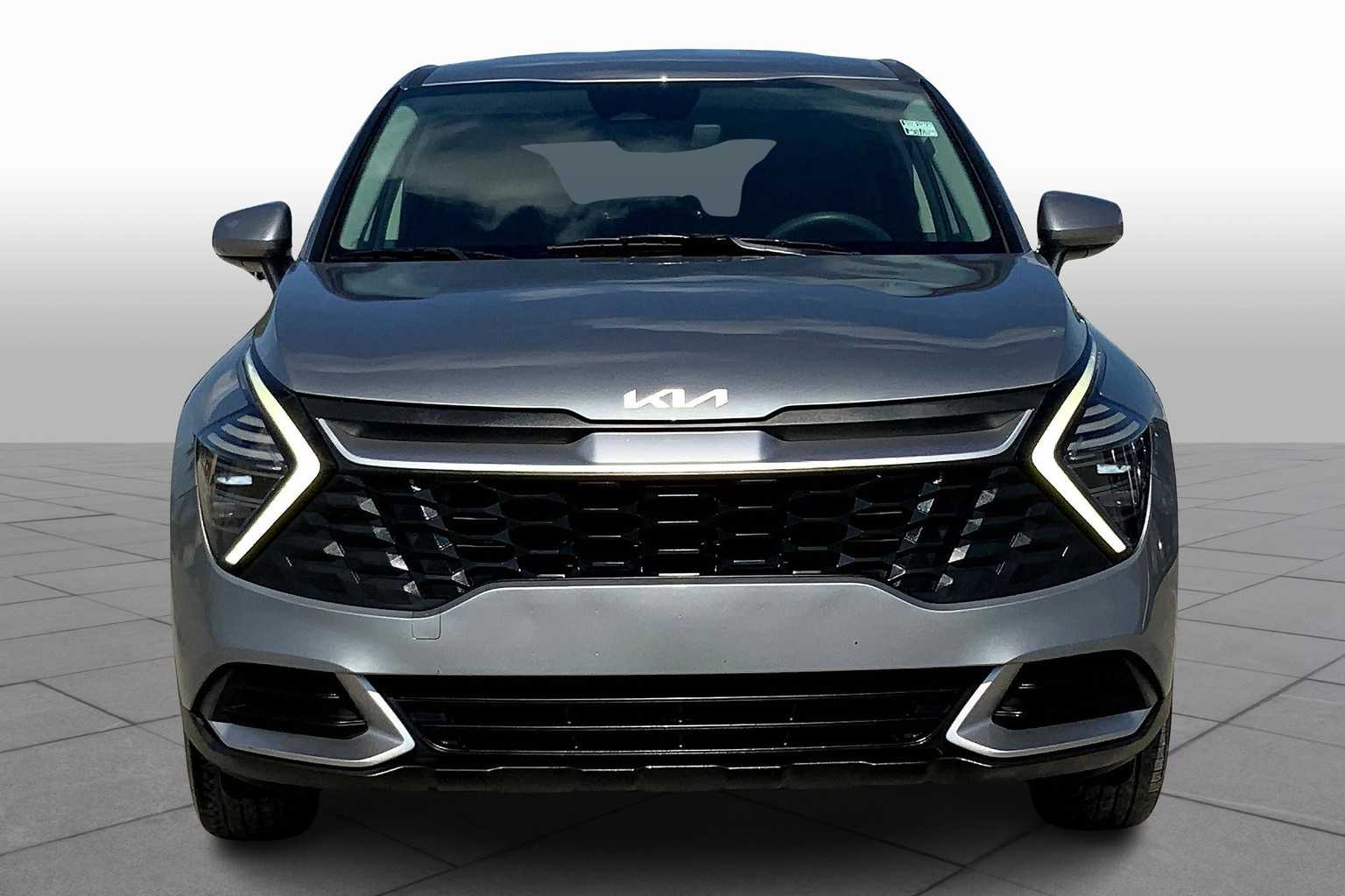 2024 Kia Sportage LX photo 3