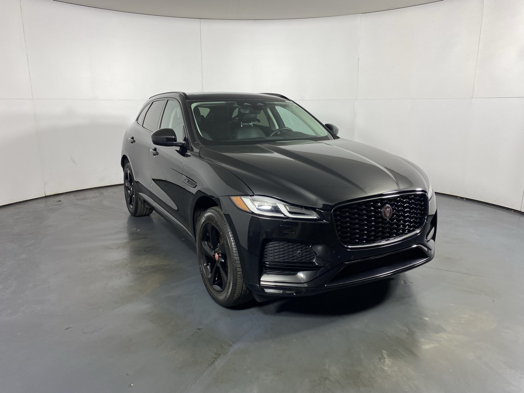 2023 Jaguar F-PACE P250 S photo 3