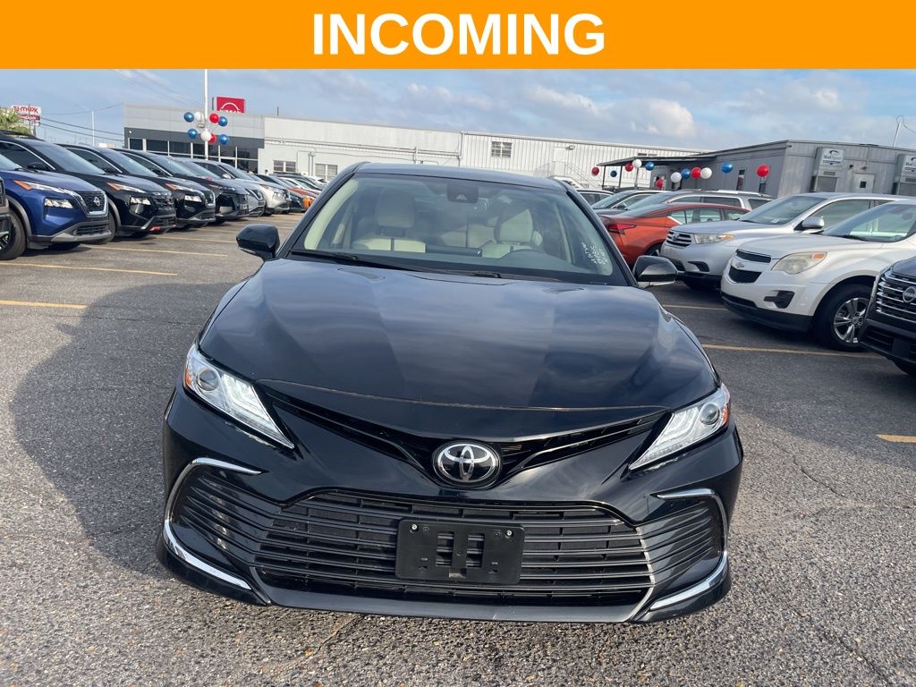 2024 Toyota Camry XLE photo 2