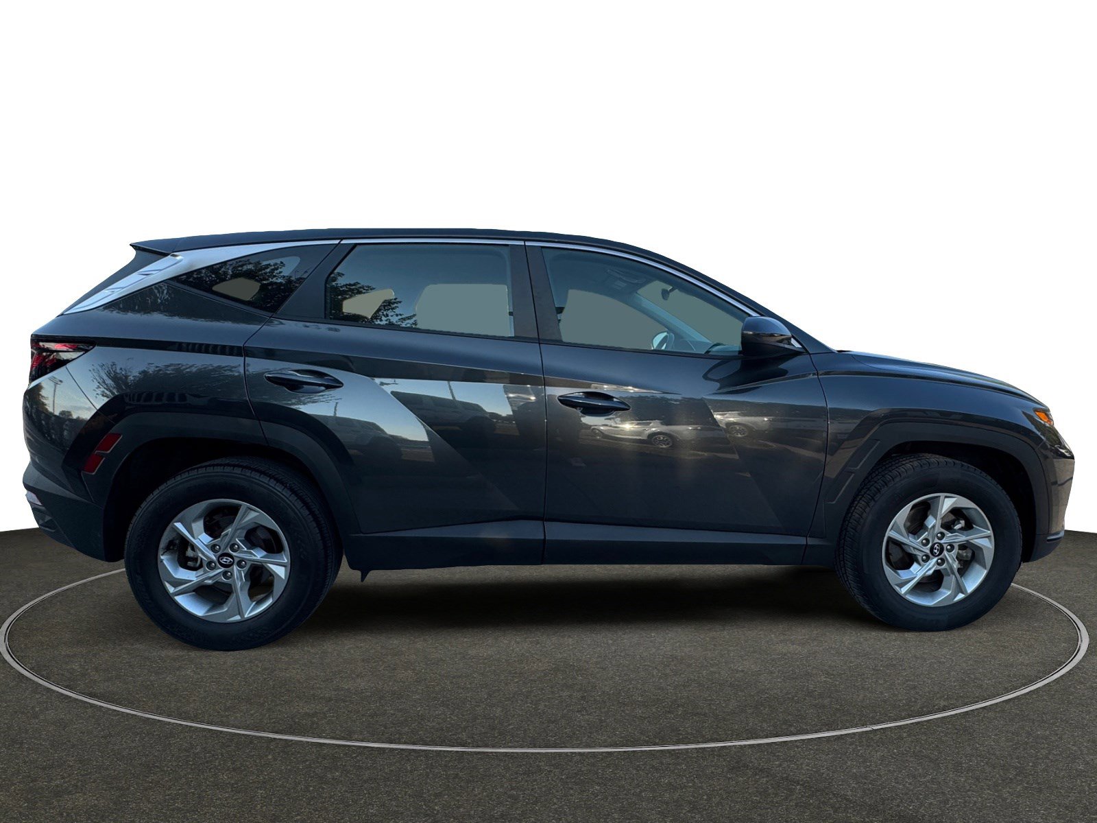 2023 Hyundai Tucson SE photo 4