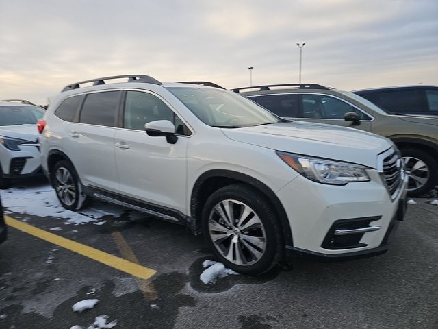 2022 Subaru Ascent Limited's photo