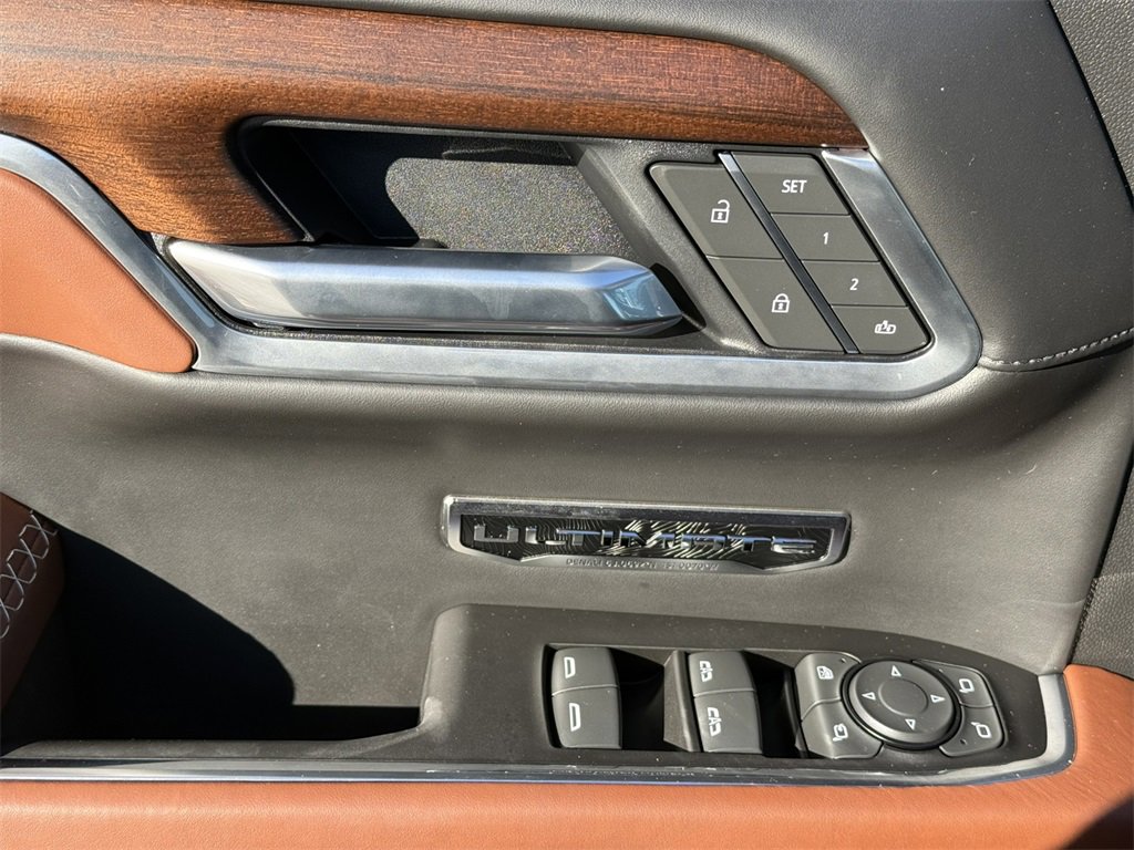 2025 GMC SIERRA - Image 14