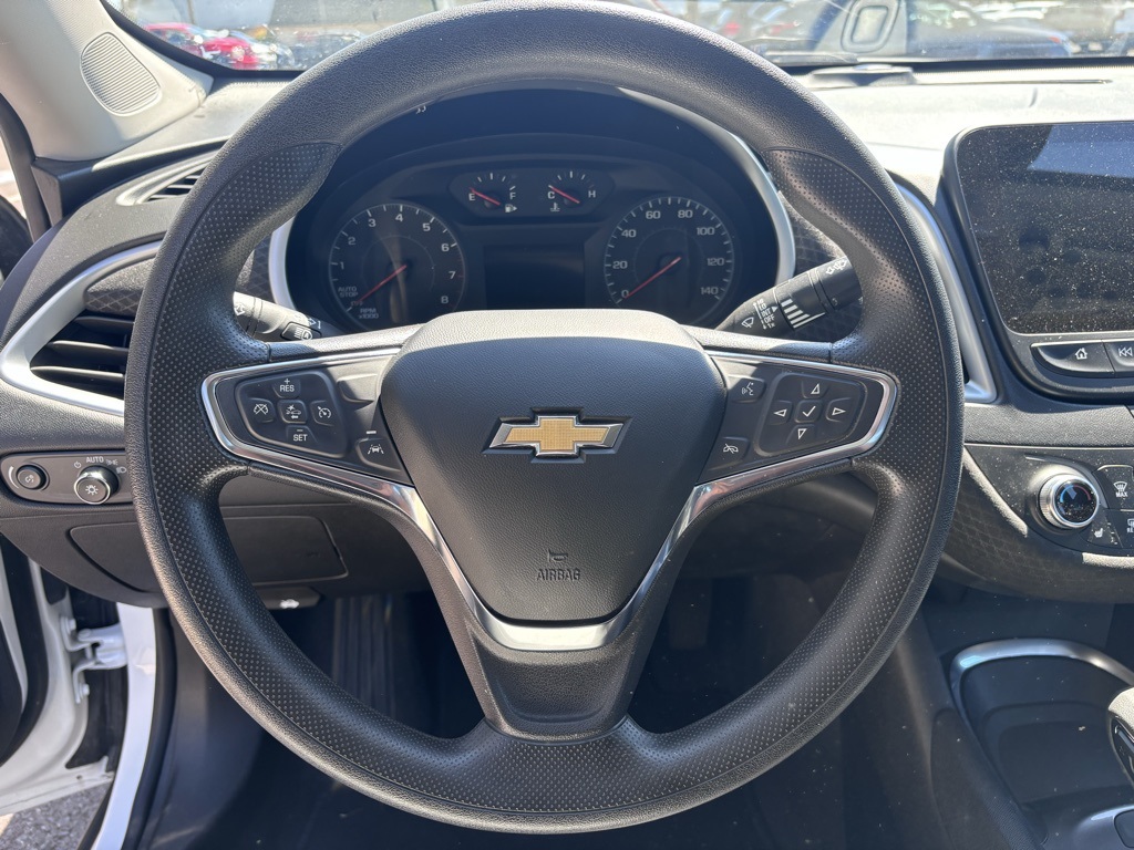 2023 Chevrolet Malibu 1LT photo 17