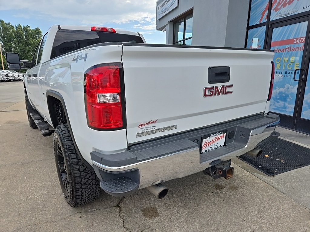 2015 Gmc Sierra Base photo 9