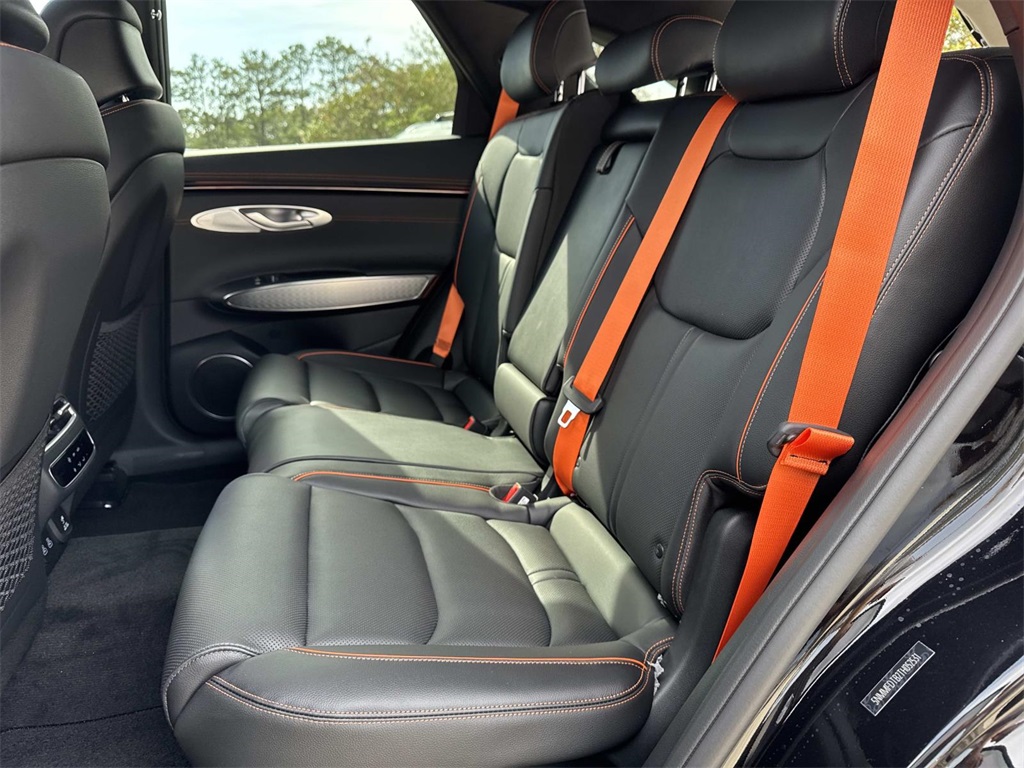 2026 Genesis GV70 2.5T Sport Prestige photo 4