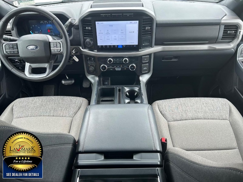 2024 Ford F-150 XLT photo 16