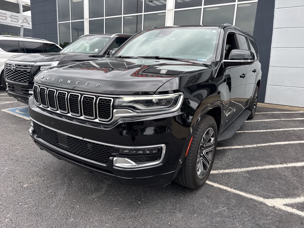 2023 Jeep Wagoneer Base photo 3