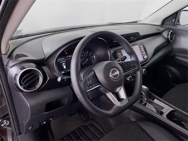 2024 Nissan Kicks SV photo 10