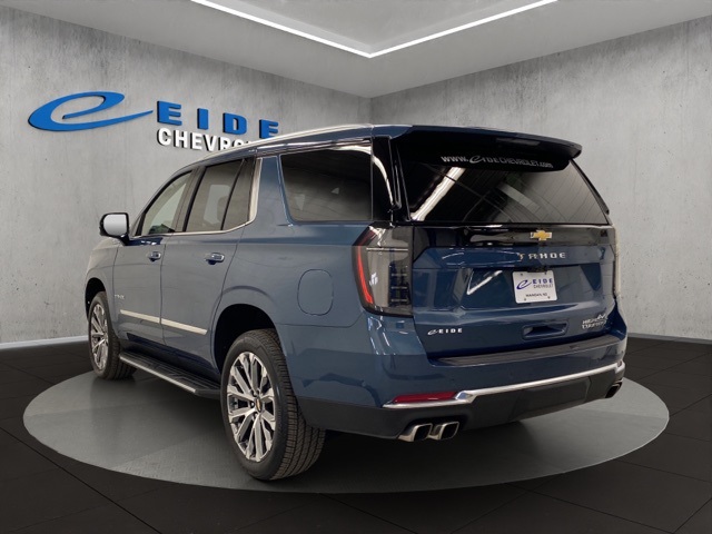 2025 Chevrolet Tahoe High Country photo 4