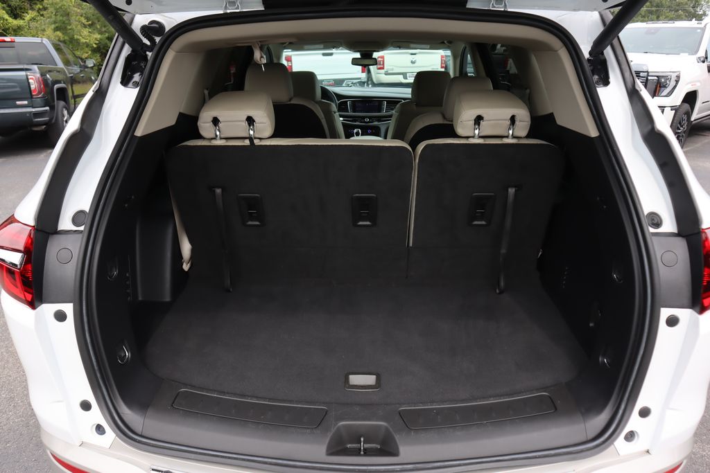 2021 Buick Enclave Essence photo 25