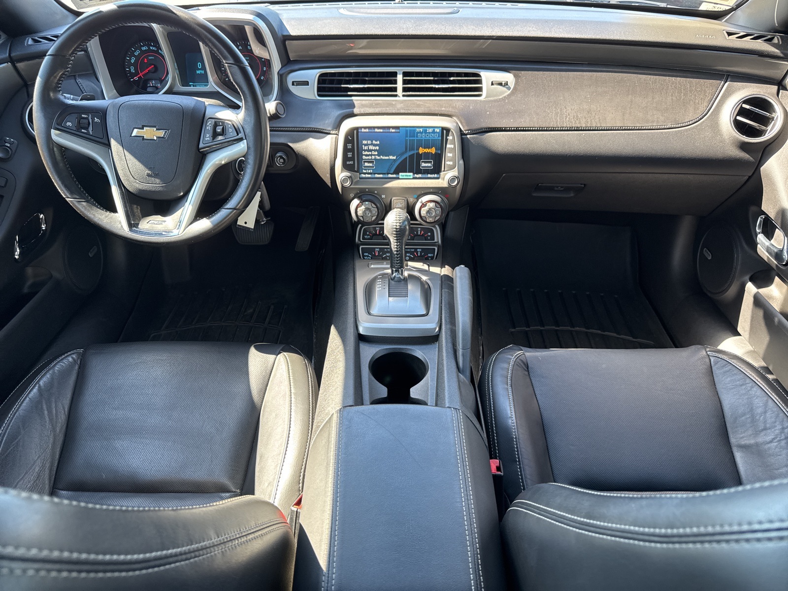 2013 Chevrolet Camaro 2SS photo 3