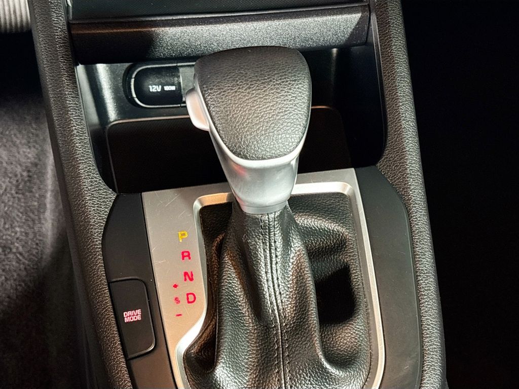 2023 Kia Forte LXS photo 17