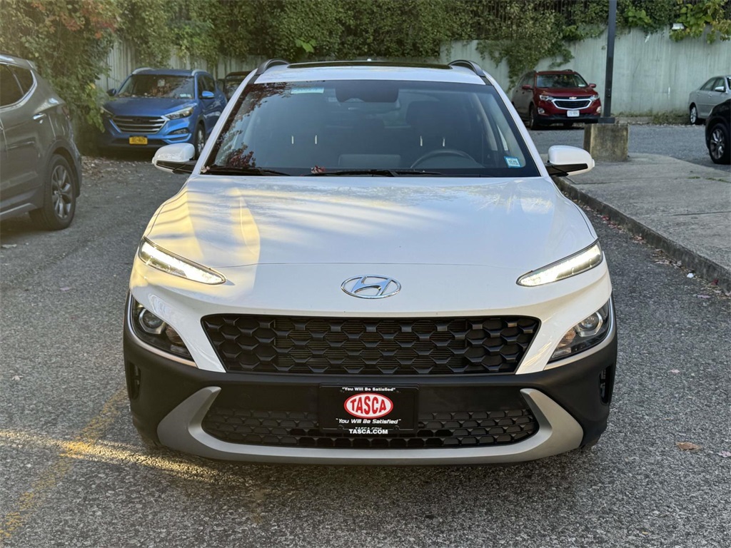 2023 Hyundai Kona SEL photo 2