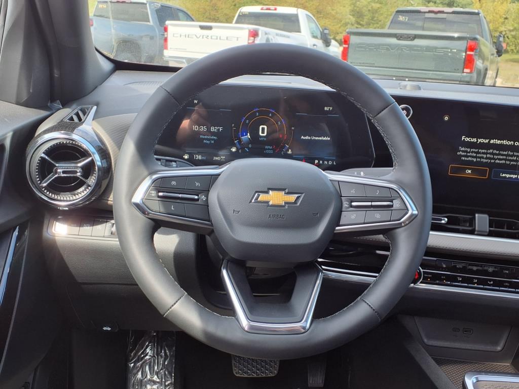 2025 Chevrolet Equinox LT photo 12