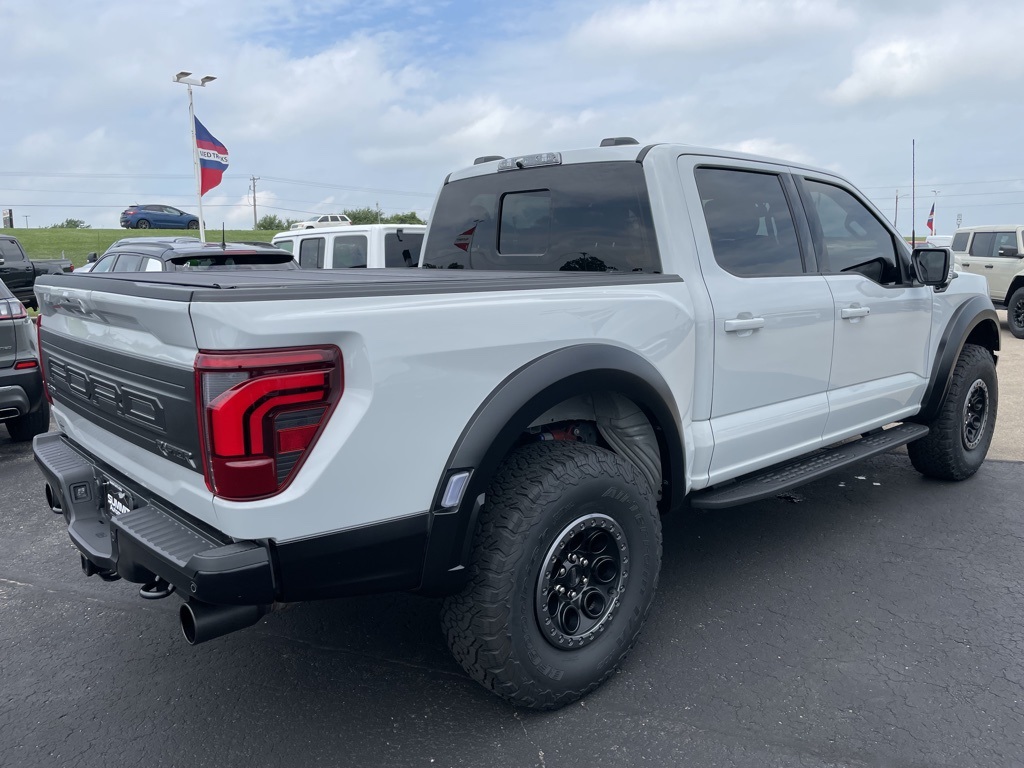 2024 Ford F-150 Raptor photo 3