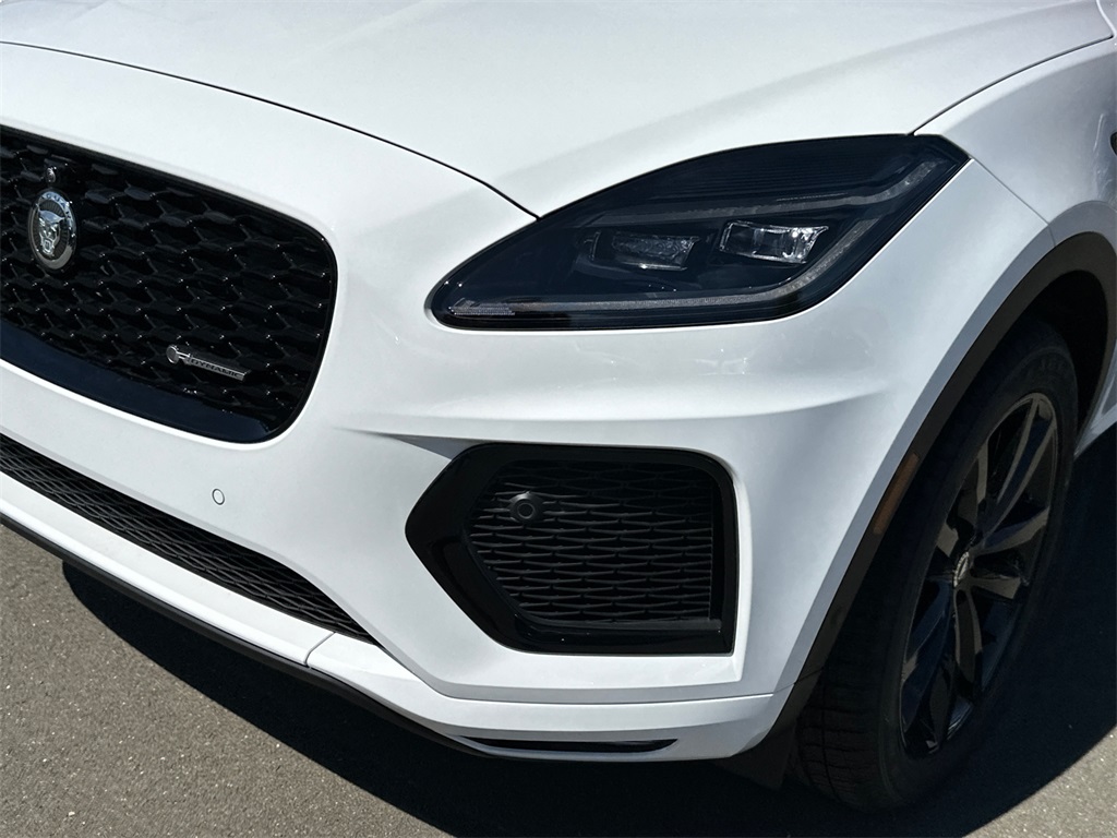 2024 Jaguar E-PACE R-Dynamic SE photo 7